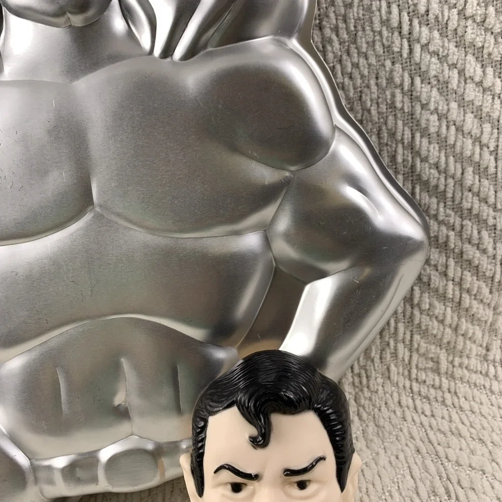 Vintage 1977 Wilton DC Comics Superman Super Hero Cake Pan Set‎ W/ Face Topper
